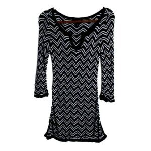 WHITE House Black Market  Bodycon Dress XS Blue White Chevron Design
